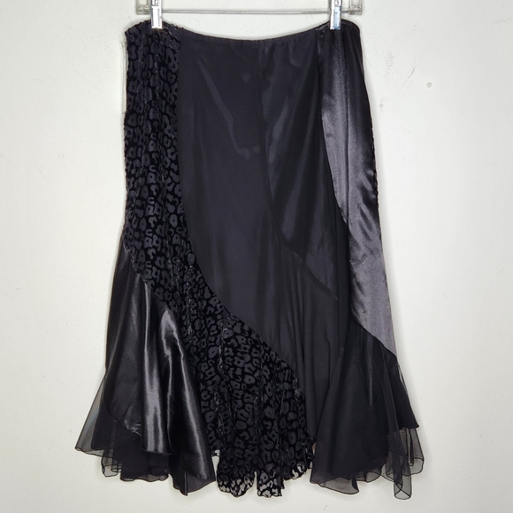 Nygard NWT Petite 12P Skirt Asymmetrical Fairy Whimsigoth Boho Animal Print Blk - Picture 6 of 12